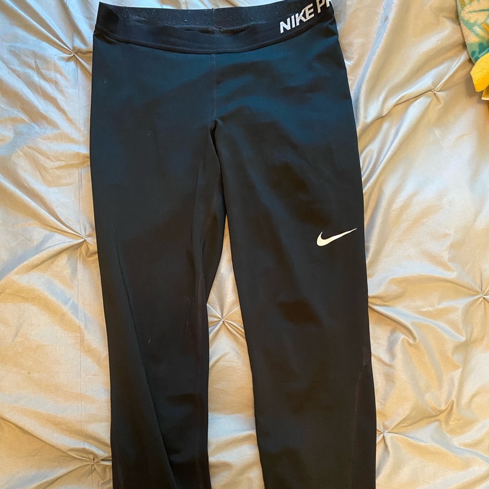 Nike Pro leggings